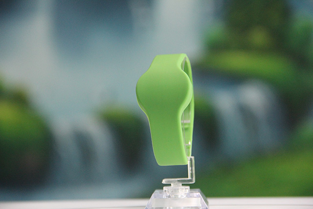 ic腕带应该怎样选择它的硬度？？