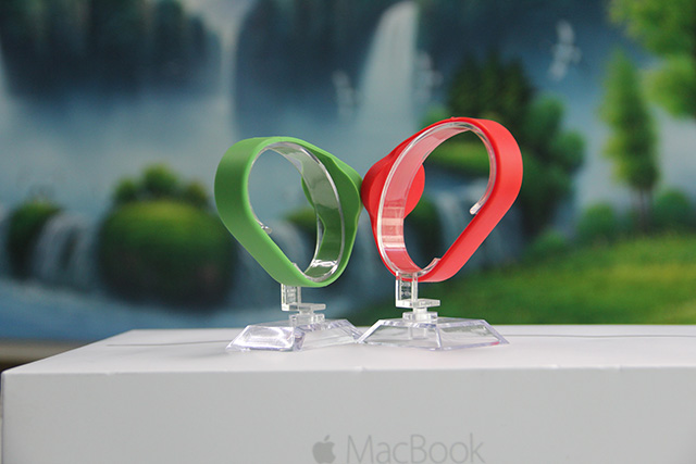 松紧腕带硬钱包怎样办理？？？