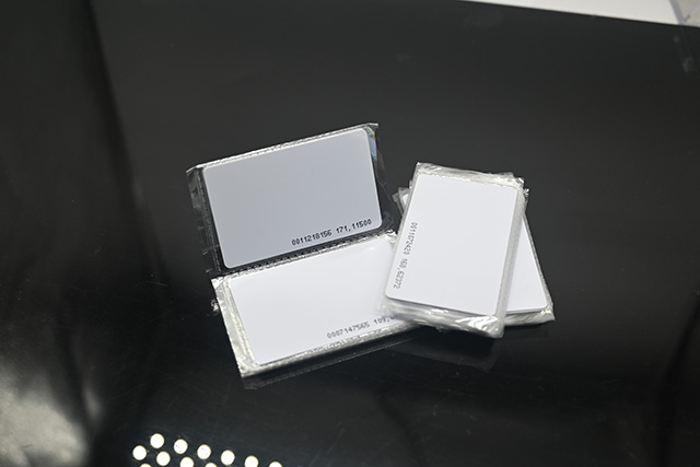 磁条可视卡简介，，，，，，磁条可视卡有什么特点和弱点