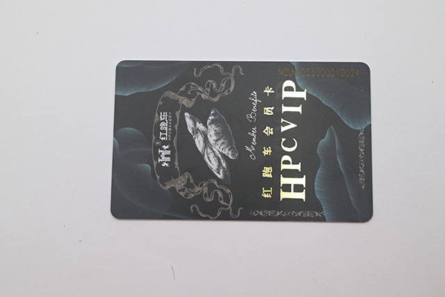 剖析：广州各个的充电卡是否可以兼容到一张充电卡上？？？？？？