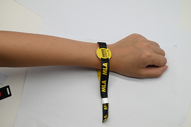 什么是拉丝卡，，，，，拉丝卡有什么特点和制作工艺